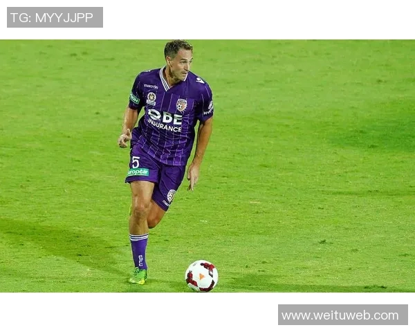 珀斯光荣与悉尼的精彩对决比分揭晓赛季表现分析与未来展望