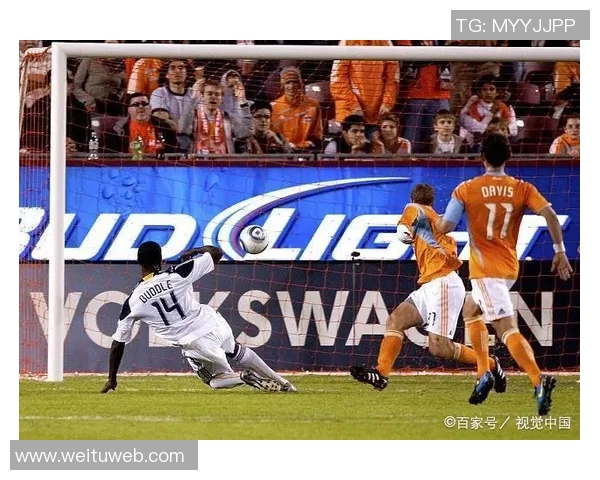 纽约城与明尼苏达的精彩对决谁能笑到最后解析比赛背后的故事与策略