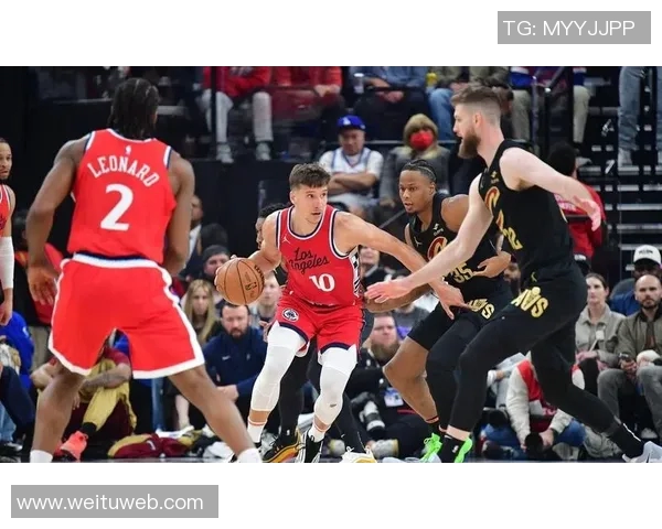 勇士与快船激战正酣10月31日精彩对决值得期待