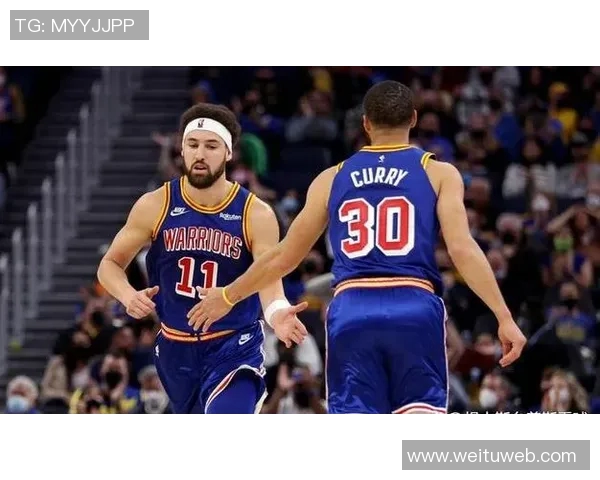 克莱汤普森的篮球传奇之路与勇士队的辉煌时刻回顾