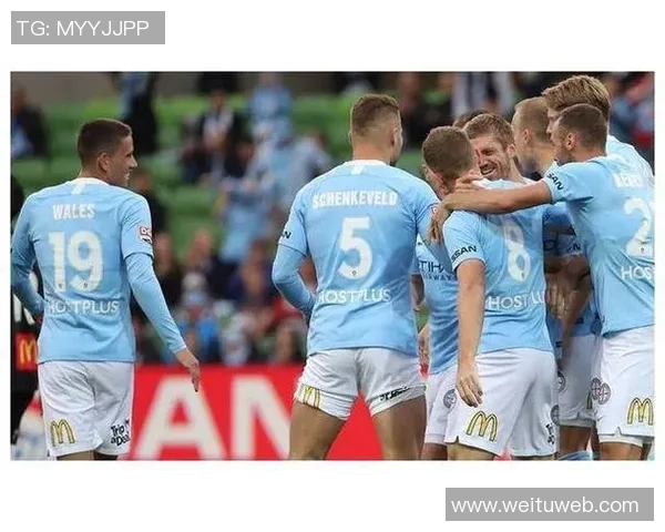 墨尔本城与墨尔本胜利的历史对决与发展历程探讨